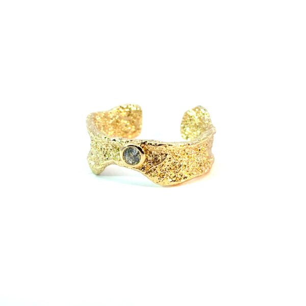 Anillo ajustable con textura corrrugada - Image 2