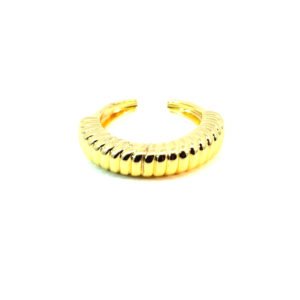 Anillo chunky con lineas