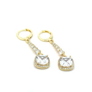 Arete largo cuadrado con piedra
