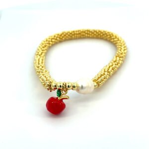 Pulsera con dije de manzana y perla